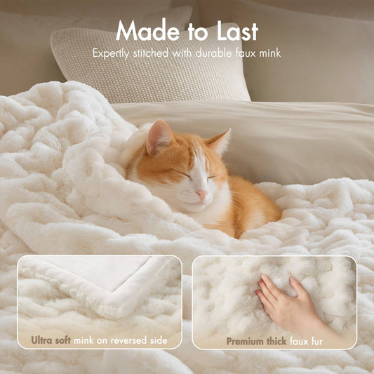 Ruched Fur - Ruched Throw - Ivory