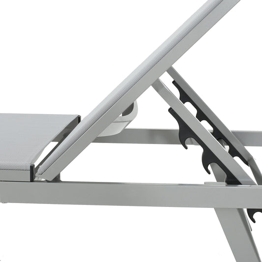 Salton - Chaise Lounge Outdoor Relaxation