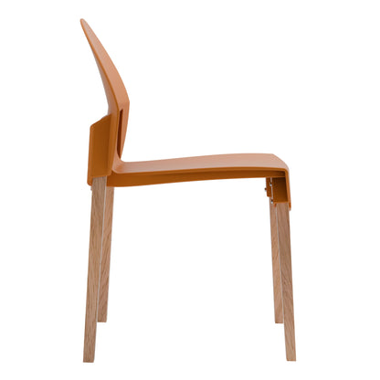 4 Piece Set Of Single Chairs With A Design Combining Modern And Traditional Elements