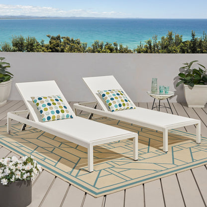 Outdoor Patio Chaise Lounge With 5 Reclining Positions