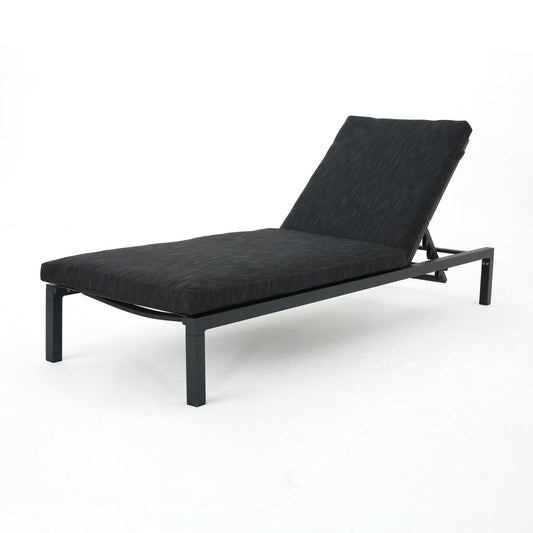 Modern Chaise Lounge With Wate Resistant Fabric Cushions